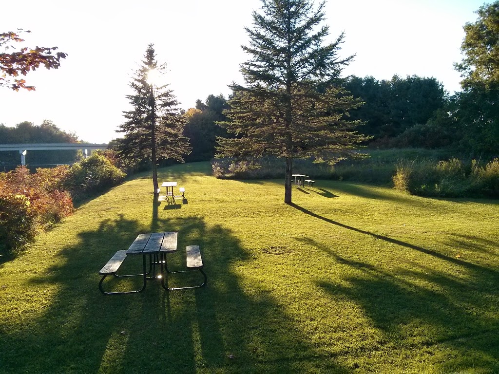 Lockside Manor | Brock, Regional Municipality, 51 Ball Ave E, Beaverton, ON L0K 1A0, Canada | Phone: (705) 426-3084