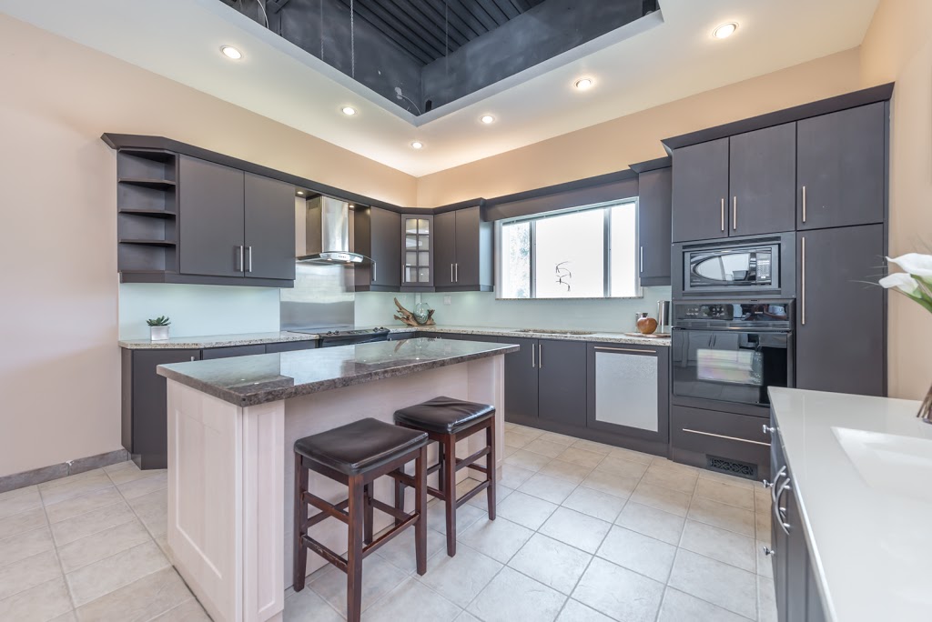 K-Wood Kitchens Inc | 36 Continental Pl, Scarborough, ON M1R 2T4, Canada | Phone: (416) 332-0381
