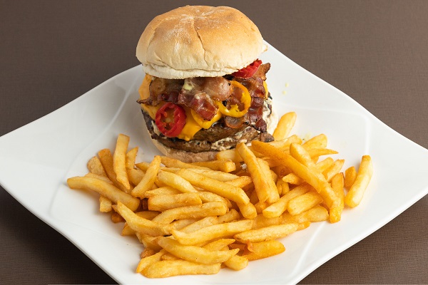 Daves Delivery | 35 Jardine St, Beaverton, ON L0K 1A0, Canada | Phone: (705) 204-5666