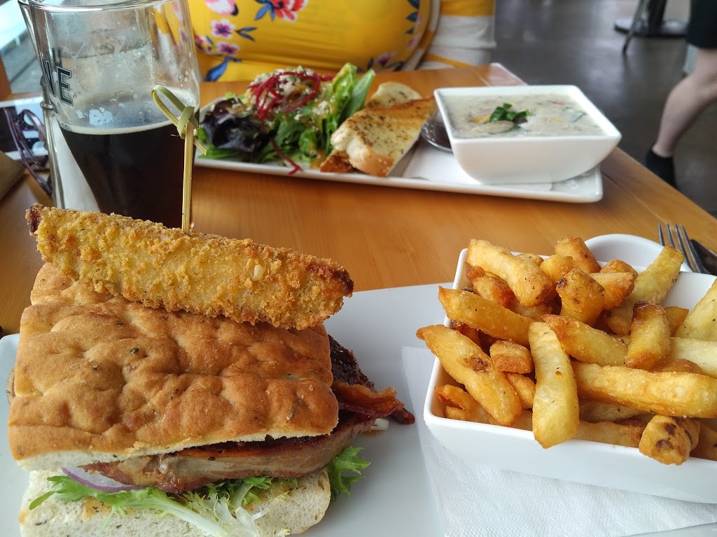 Bridgemans Bistro | 740 Handy Rd, Mill Bay, BC V0R 2P1, Canada | Phone: (778) 356-3568