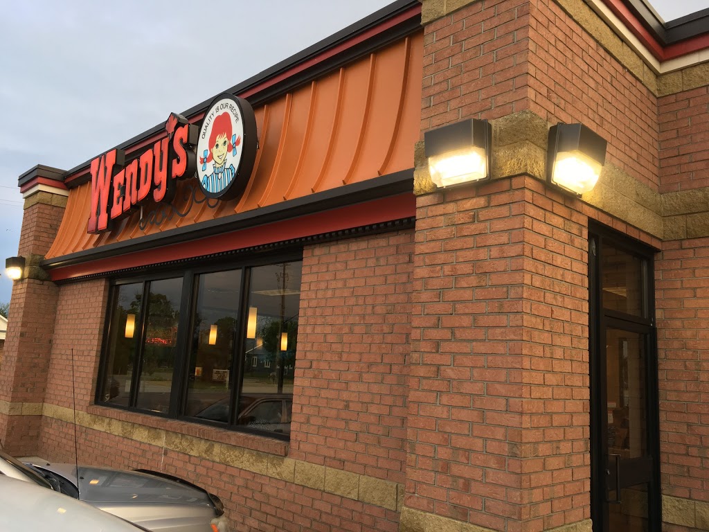 Wendys | 165 Garrison Rd, Fort Erie, ON L2A 1M6, Canada | Phone: (905) 871-5621