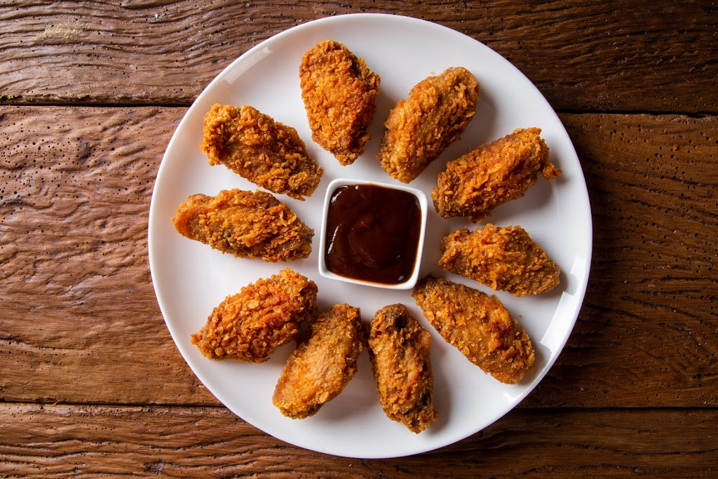 London Fried Chicken | 2916 Lake Shore Blvd W, Etobicoke, ON M8V 1J4, Canada | Phone: (647) 606-0663
