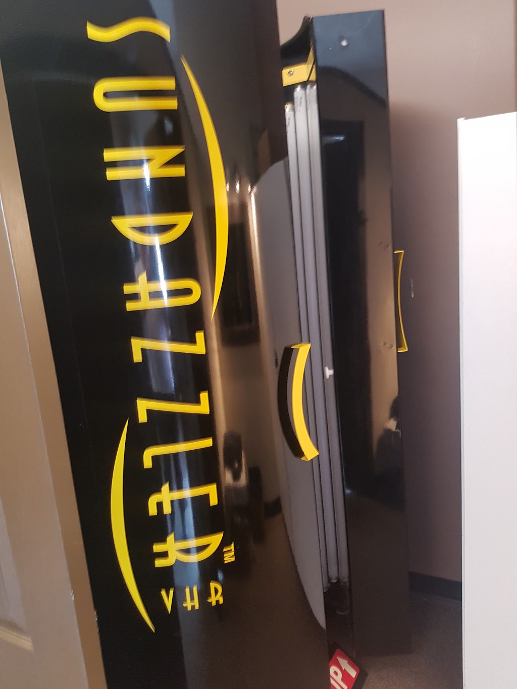 Bronze 1 Tanning Salon | 1945 McKercher Dr #4, Saskatoon, SK S7J 3V9, Canada | Phone: (306) 955-6363