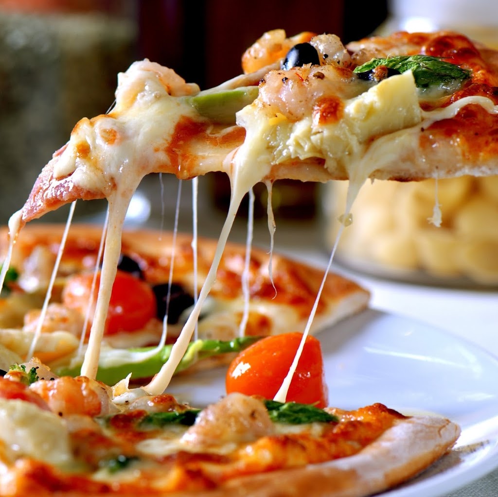City South Pizza | 106 Humber College Blvd #11, Etobicoke, ON M9V 4E4, Canada | Phone: (416) 744-5053