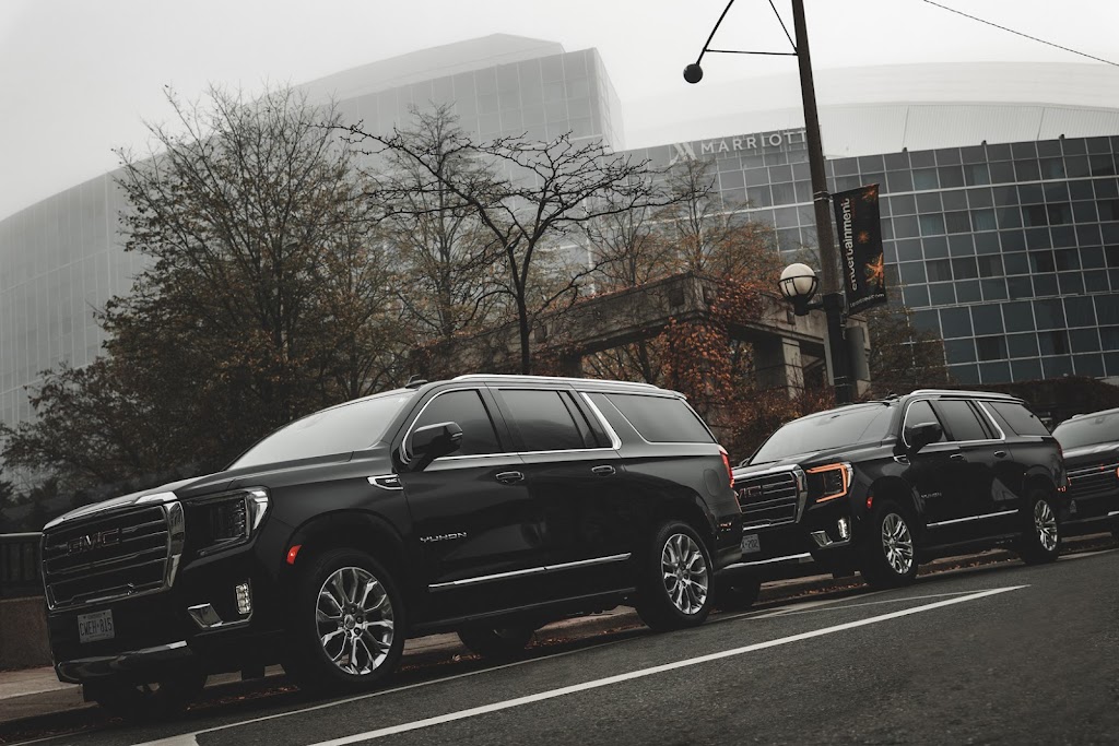 Black Horse Limo | 310 Barons St, Kleinburg, ON L4H 4H4, Canada | Phone: (416) 835-4845