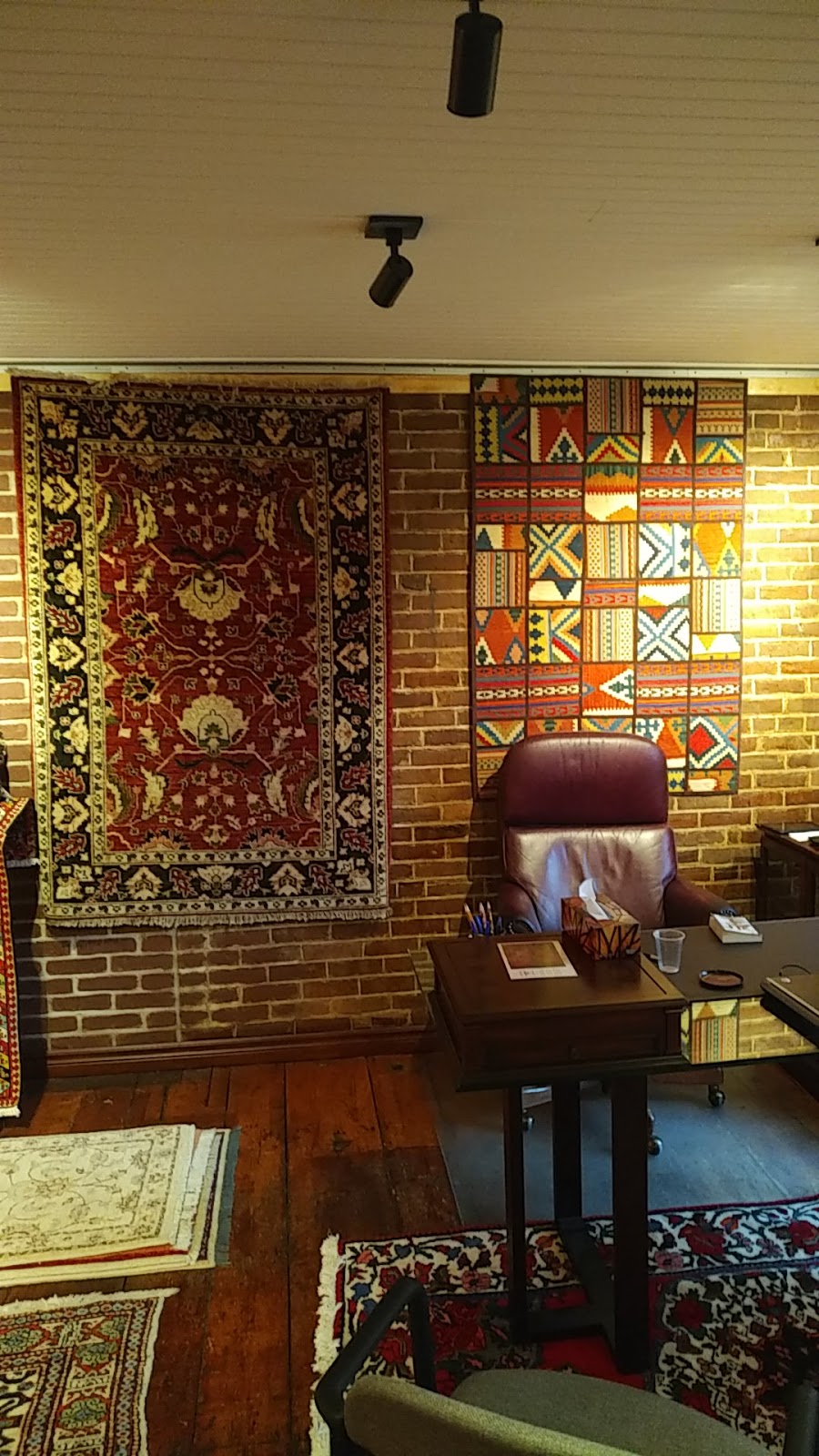 Tapis Nouraie - | 107 Chemin Lakeside, Knowlton, QC J0E 1V0, Canada | Phone: (514) 879-9176