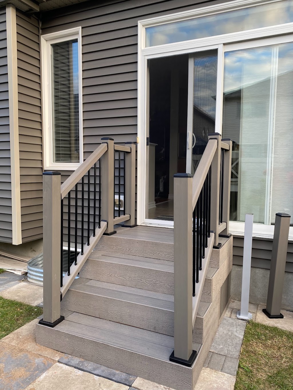 Stittsville Landscape Repair Co. | 1216 Cavallo St, Stittsville, ON K2S 0Z5, Canada | Phone: (613) 979-0304