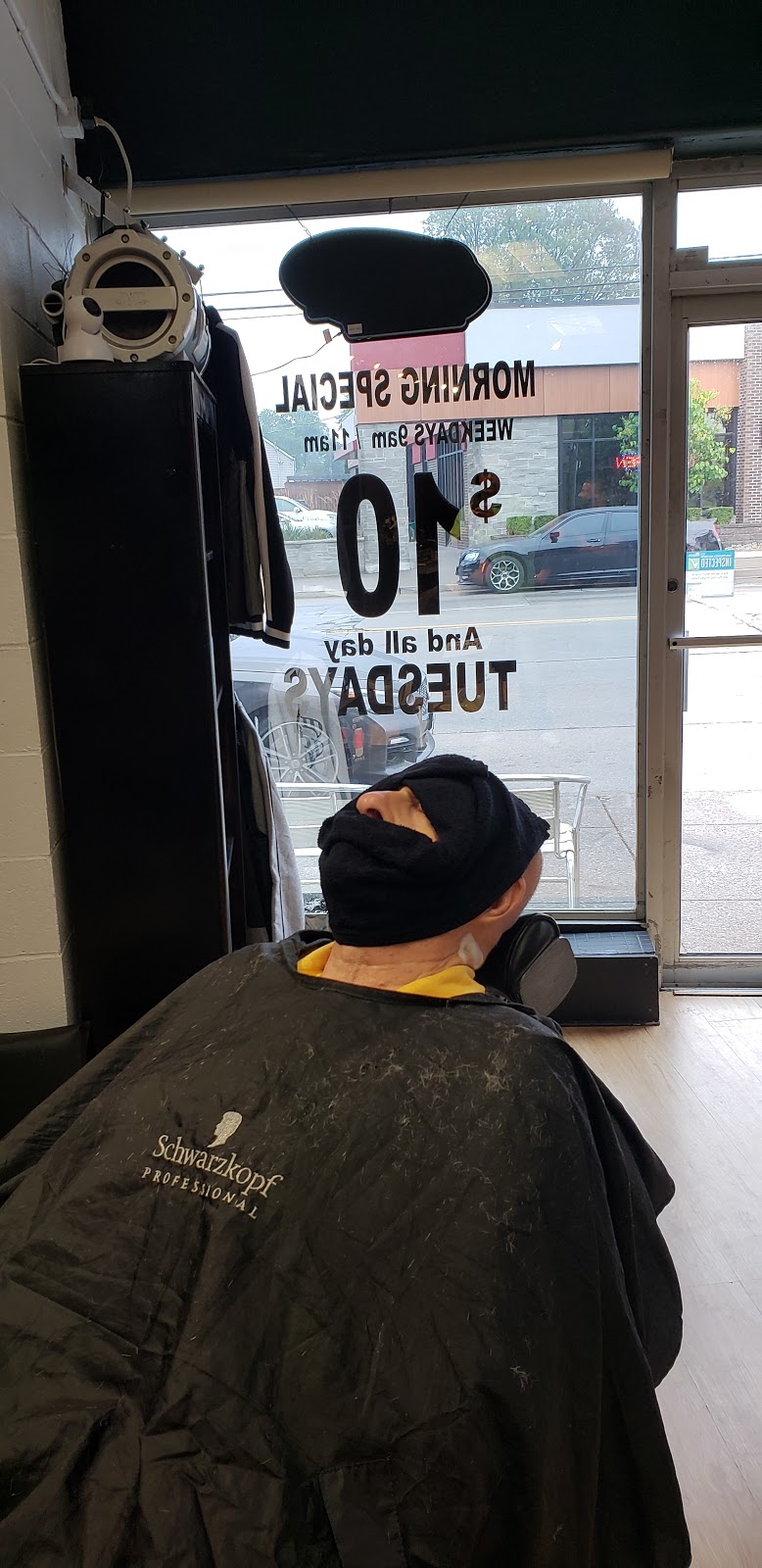 Olde Riverside Barber Shop | 5774 Wyandotte St E, Windsor, ON N8S 1M5, Canada | Phone: (519) 915-6580