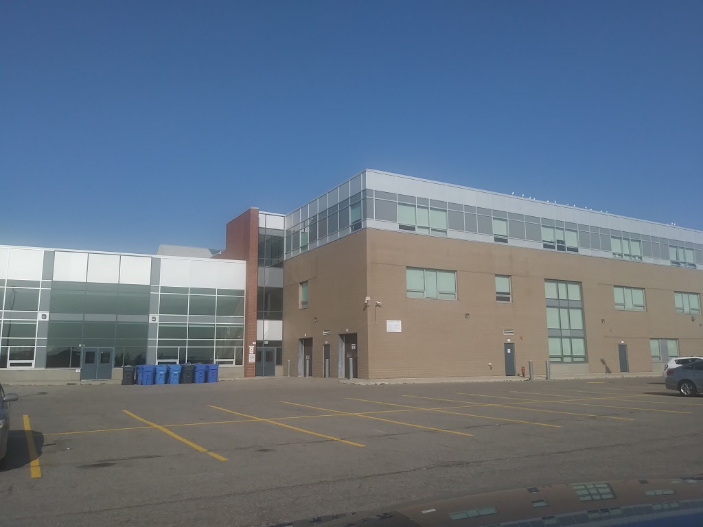 Stephen Lewis Secondary School | school | 3675 Thomas St, Mississauga, ON L5M 7E6, Canada | 9053630289 OR +1 905-363-0289