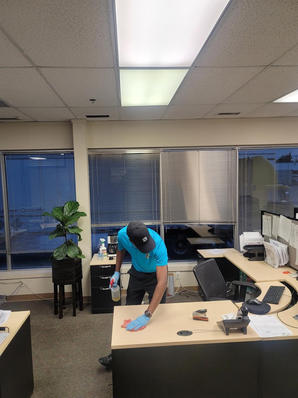 YFCC cleaning | 29 San Diego Crescent NE, Calgary, AB T1Y 7C3, Canada | Phone: (403) 680-2609