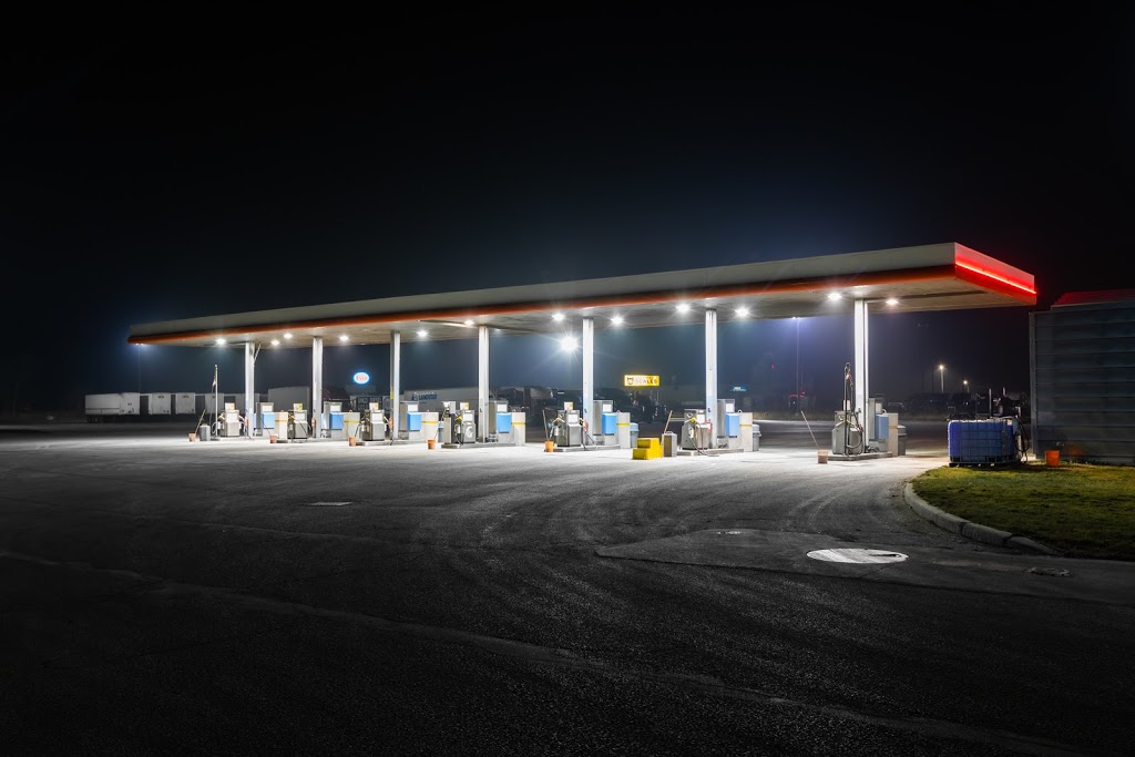K2 Mart Chatham | 22216 Bloomfield Rd, Chatham, ON N7M 5J6, Canada | Phone: (519) 354-3902