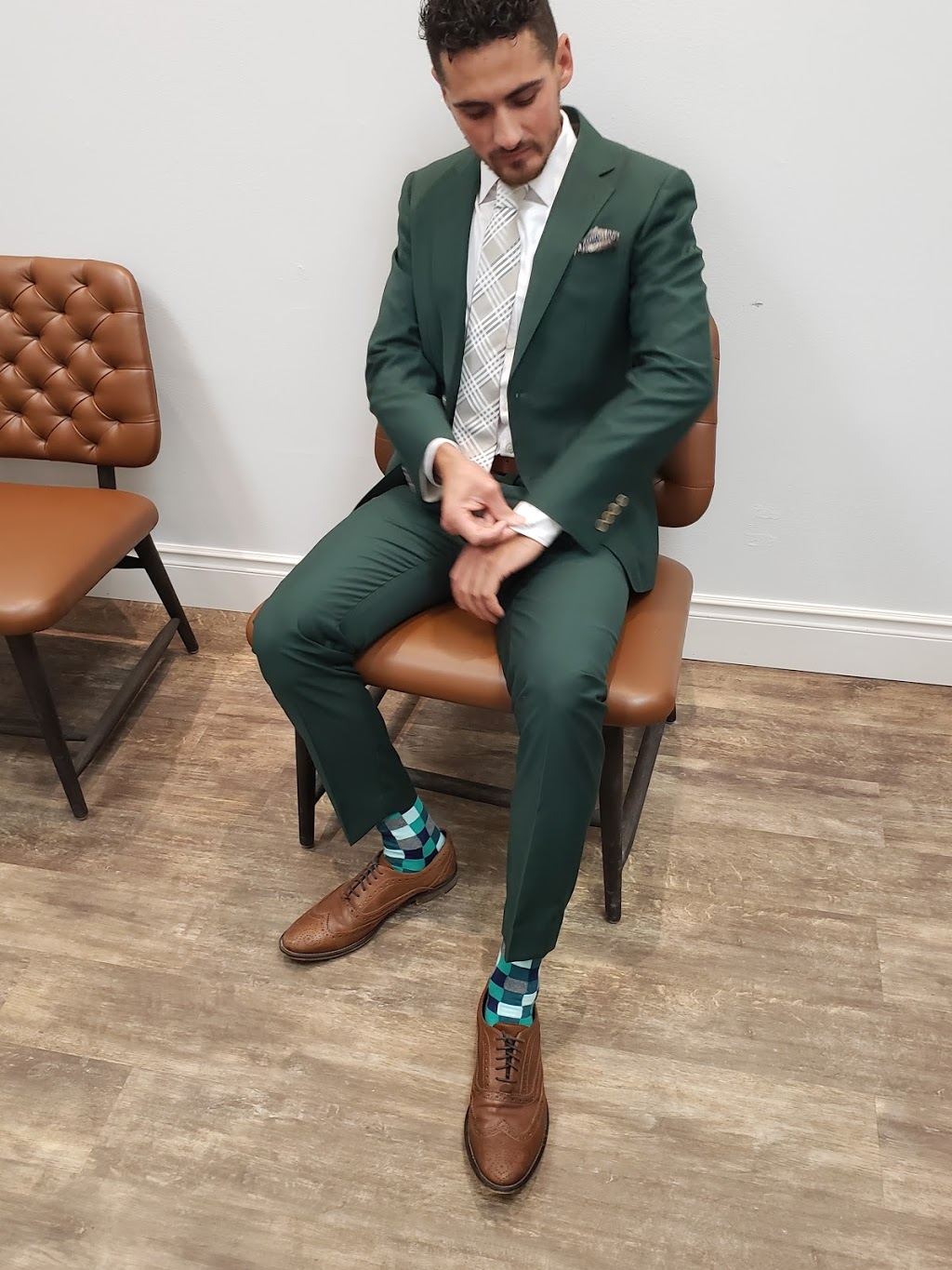 Gents Custom Wear | 2155 Leanne Blvd unit 101A, Mississauga, ON L5K 2L6, Canada | Phone: (647) 655-4966