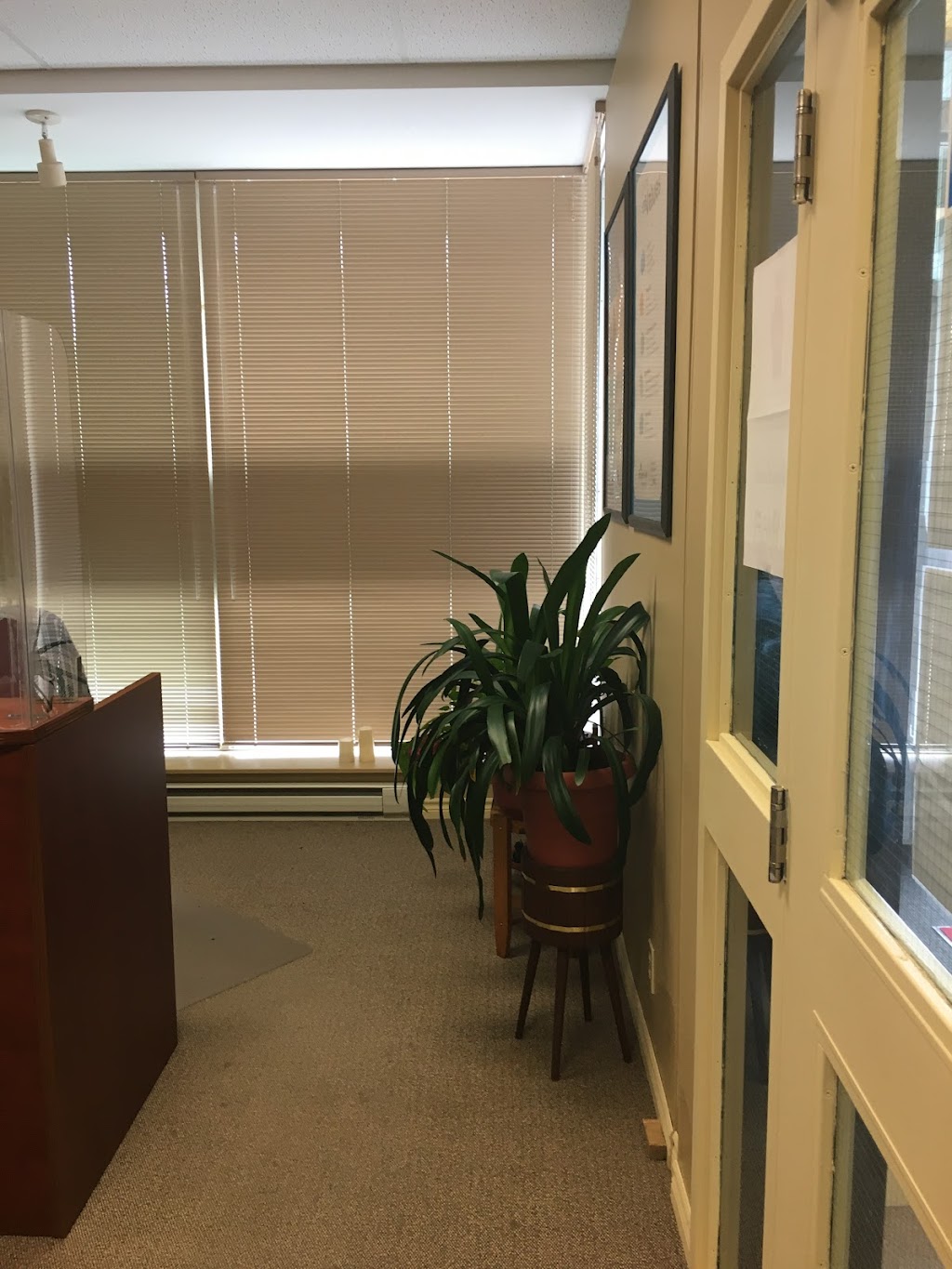 BrokerLink | 157 Water St, Shelburne, NS B0T 1W0, Canada | Phone: (902) 875-4618