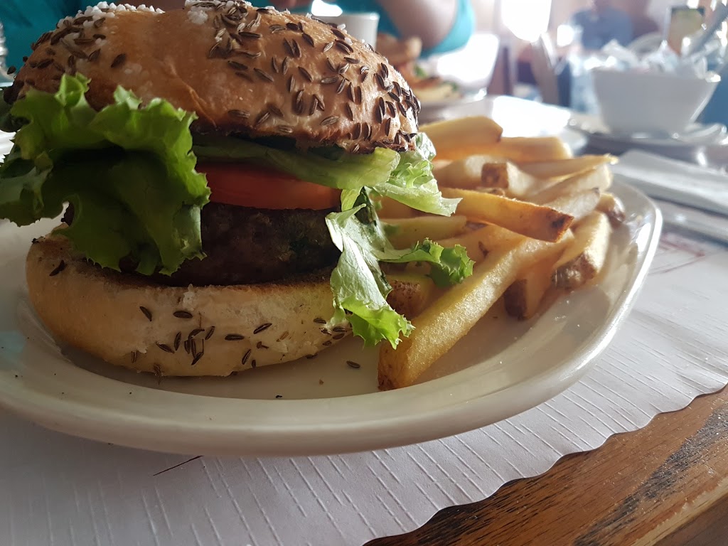 Hoaks | 4100 Lake Shore Rd, Hamburg, NY 14075, USA | Phone: (716) 627-4570