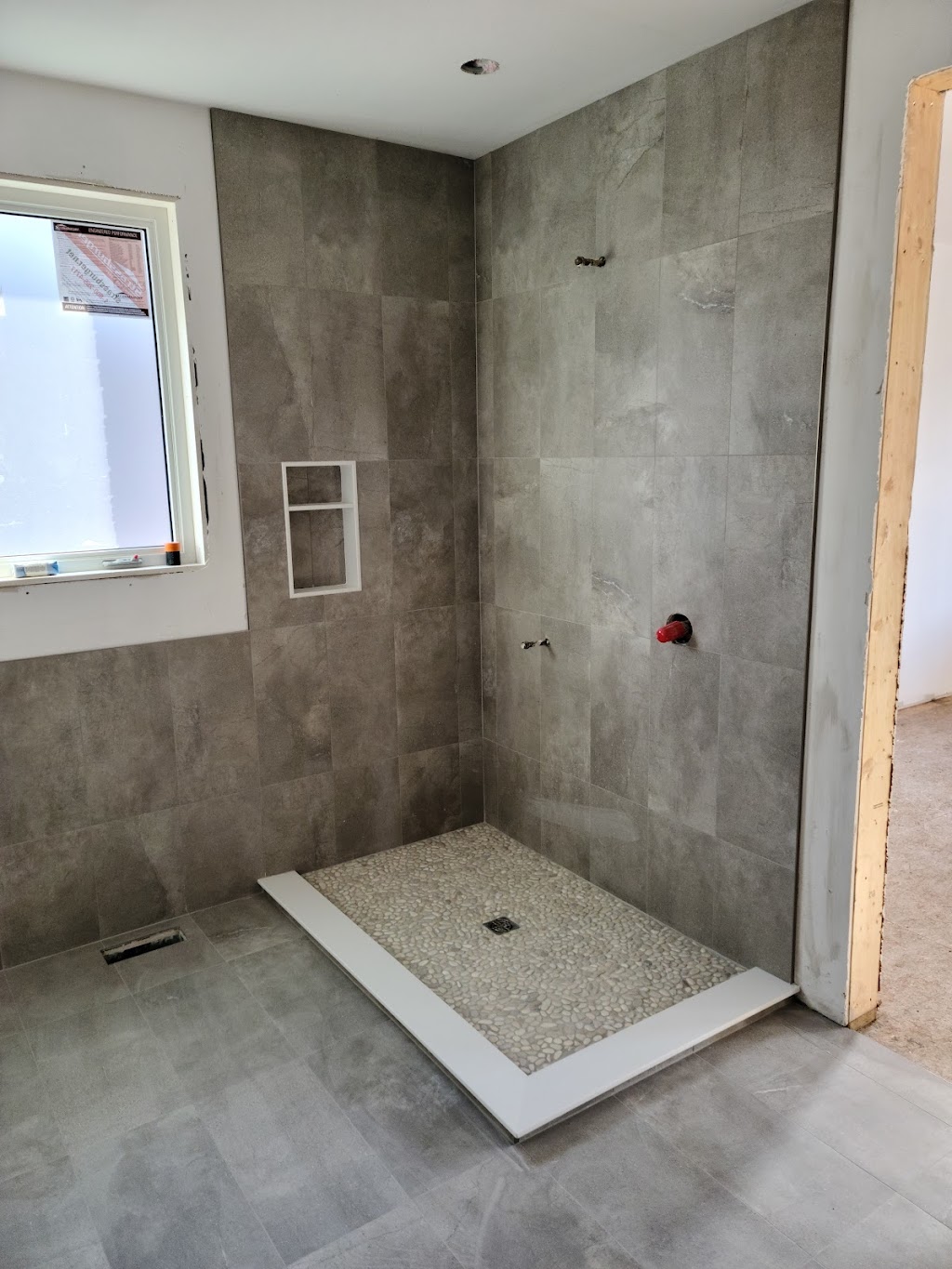 DIGGZ DONE RIGHT | 44 Sharpe Ave, Welland, ON L3C 3R4, Canada | Phone: (905) 380-3731