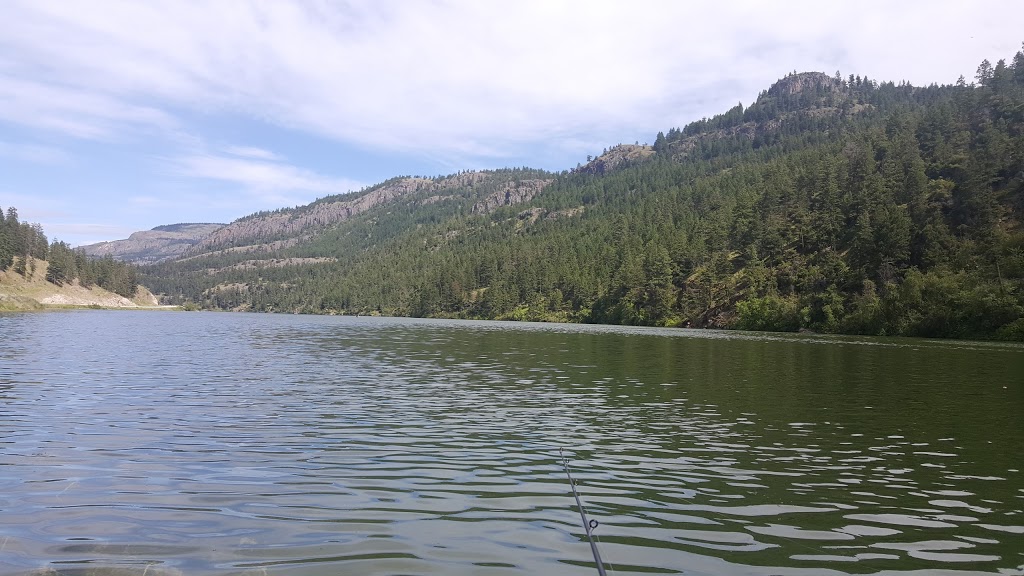 Sunny Beach Motel | 3648 Parkview St, Penticton, BC V2A 3W3, Canada | Phone: (250) 492-7114