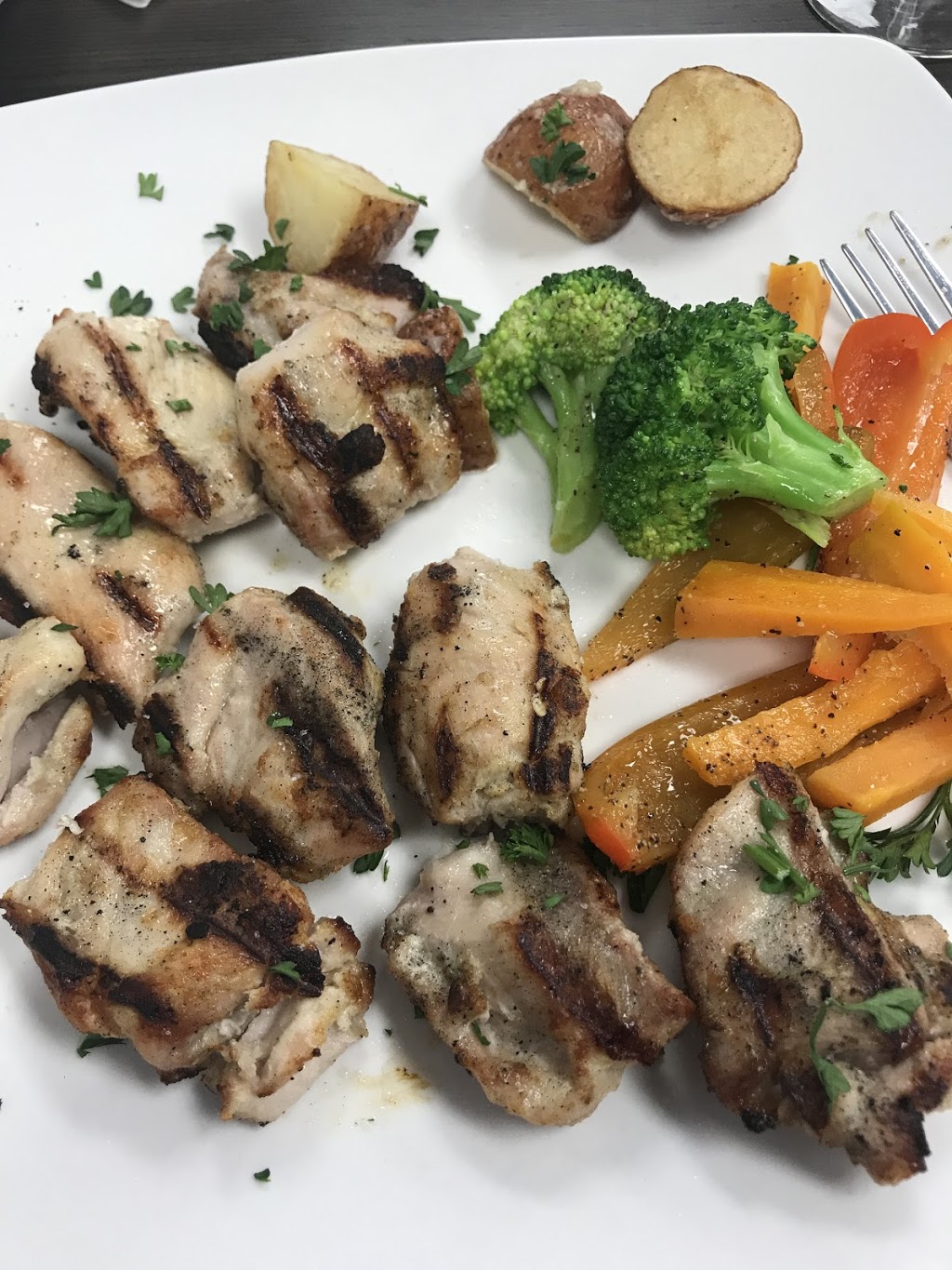 Gala Grill | 10815 Bathurst St Unit 20, Richmond Hill, ON L4C 9Y2, Canada | Phone: (905) 237-6020