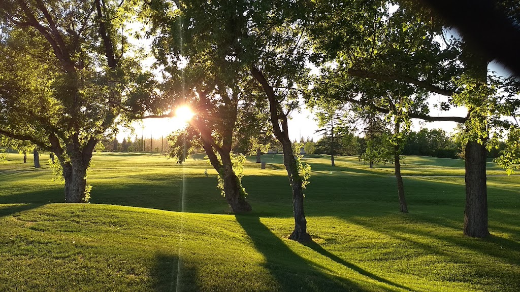 Earl Grey Golf Club | 6540 20 St SW, Calgary, AB T3E 5L2, Canada | Phone: (403) 249-5548