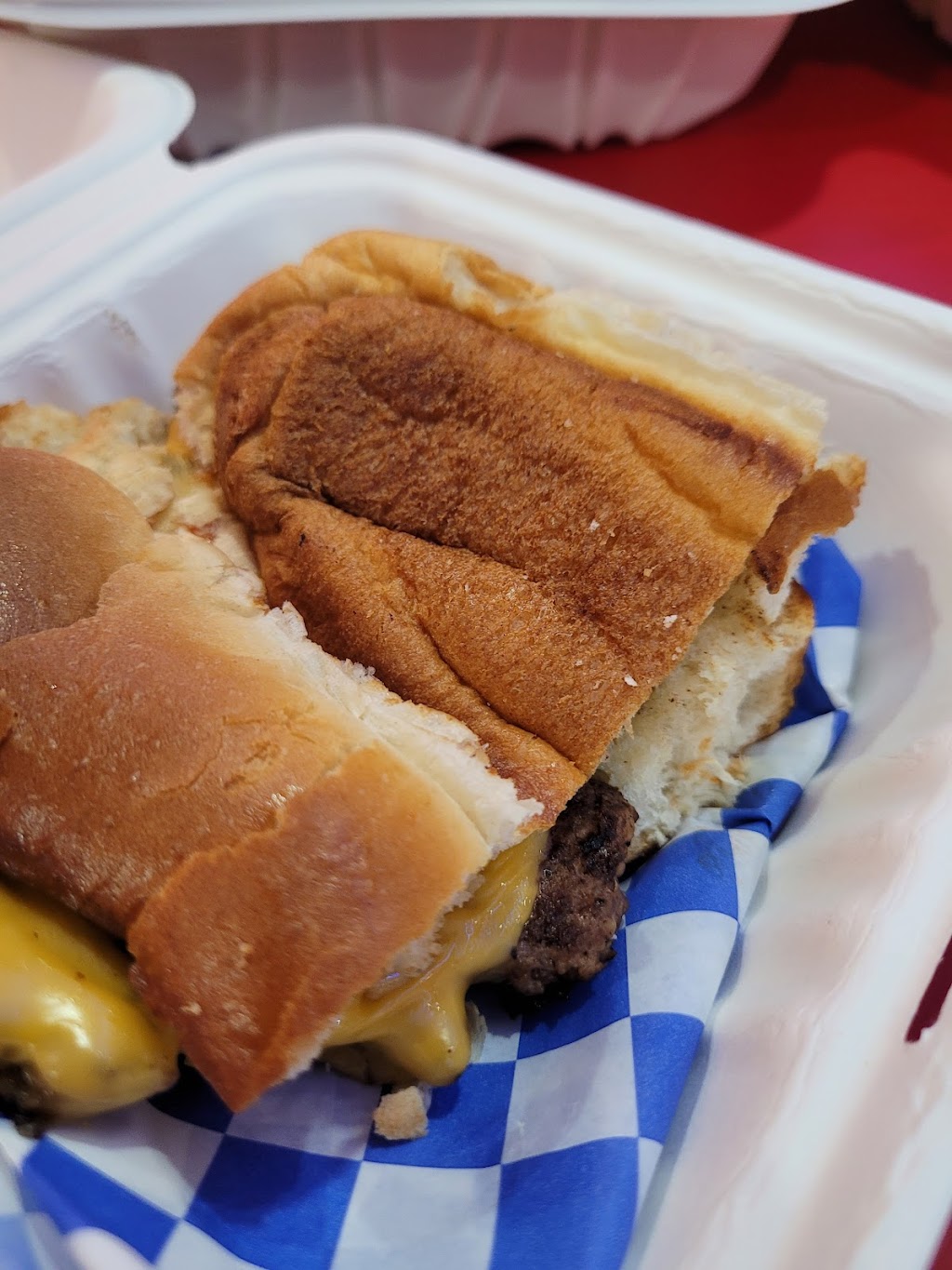 Dreamland Diner | 2615 Portage Ave, Winnipeg, MB R3J 0P7, Canada | Phone: (204) 504-6000