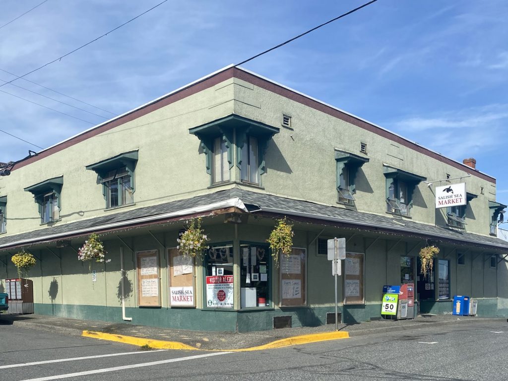 Chemainus Salish Sea Market | 2835 Oak St, Chemainus, BC V0R 1K1, Canada | Phone: (250) 246-3845