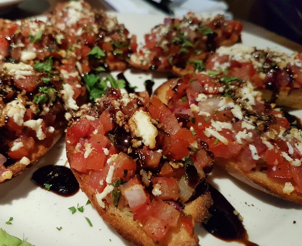 Marios Restaurant | 1105 56 St, Delta, BC V4L 2A2, Canada | Phone: (604) 943-4442