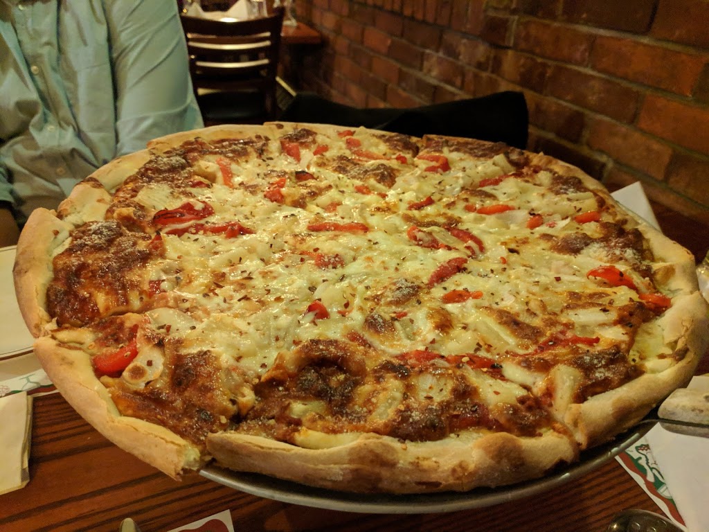 Tonys pizza | 980 Dundas St, London, ON N5W 3A2, Canada | Phone: (519) 455-4520