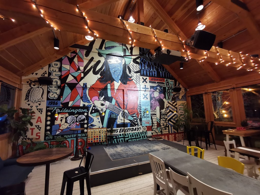 Drake Devonshire | 24 Wharf St, Wellington, ON K0K 3L0, Canada | Phone: (613) 399-3338