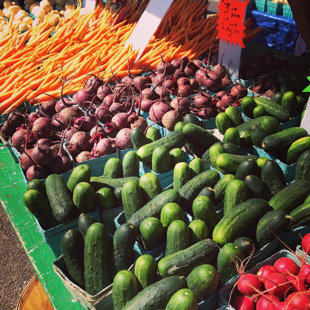 Cumberland Farmers Market | 1115 Dunning Rd, Cumberland, ON K4C 1P6, Canada | Phone: (613) 612-0708