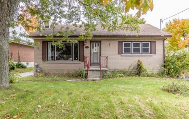 Michelle Wobst Real Estate Sales Representative | 766 Hespeler Rd, Cambridge, ON N3H 5L8, Canada | Phone: (519) 841-0624