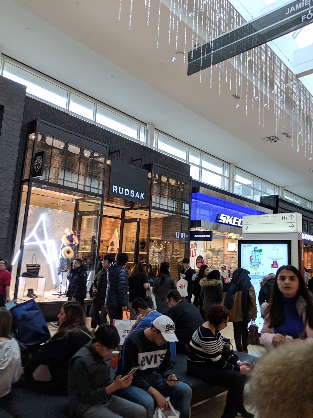 Rudsak | 3401 Dufferin St, North York, ON M6A 2T9, Canada | Phone: (416) 498-7466