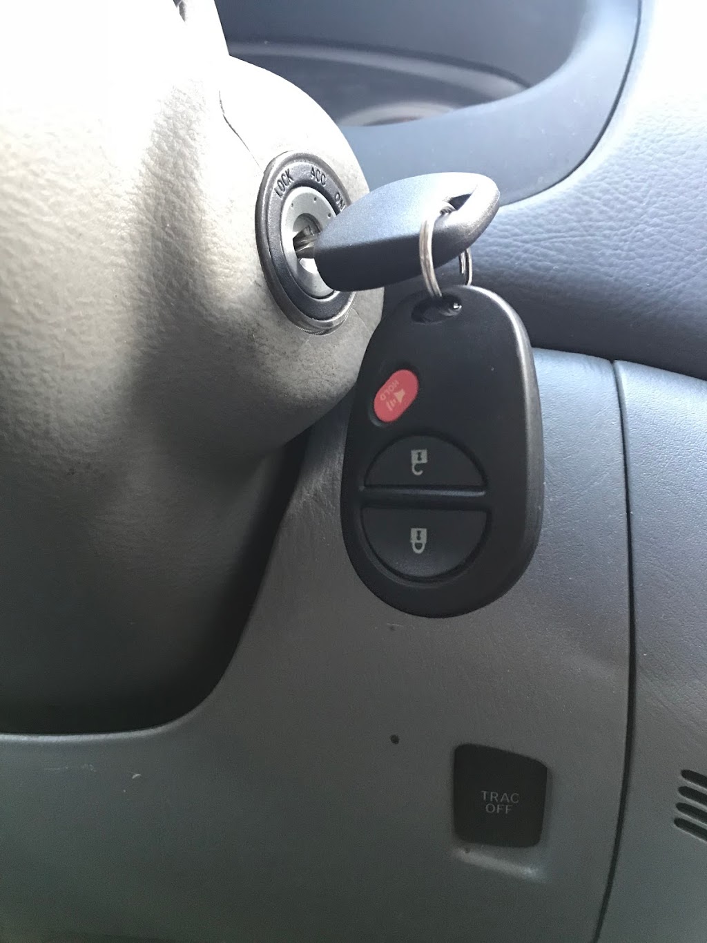 Car Keys Solutions | Clés Automobiles | 11501 Boul Gouin O, Roxboro, QC H8Y 1X7, Canada | Phone: (514) 548-3335