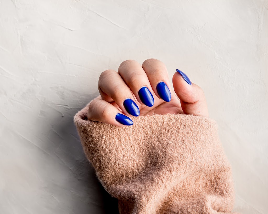 Almond Nail Bar | 2188 McPhillips St #12B, Winnipeg, MB R2V 3P4, Canada | Phone: (204) 306-8604