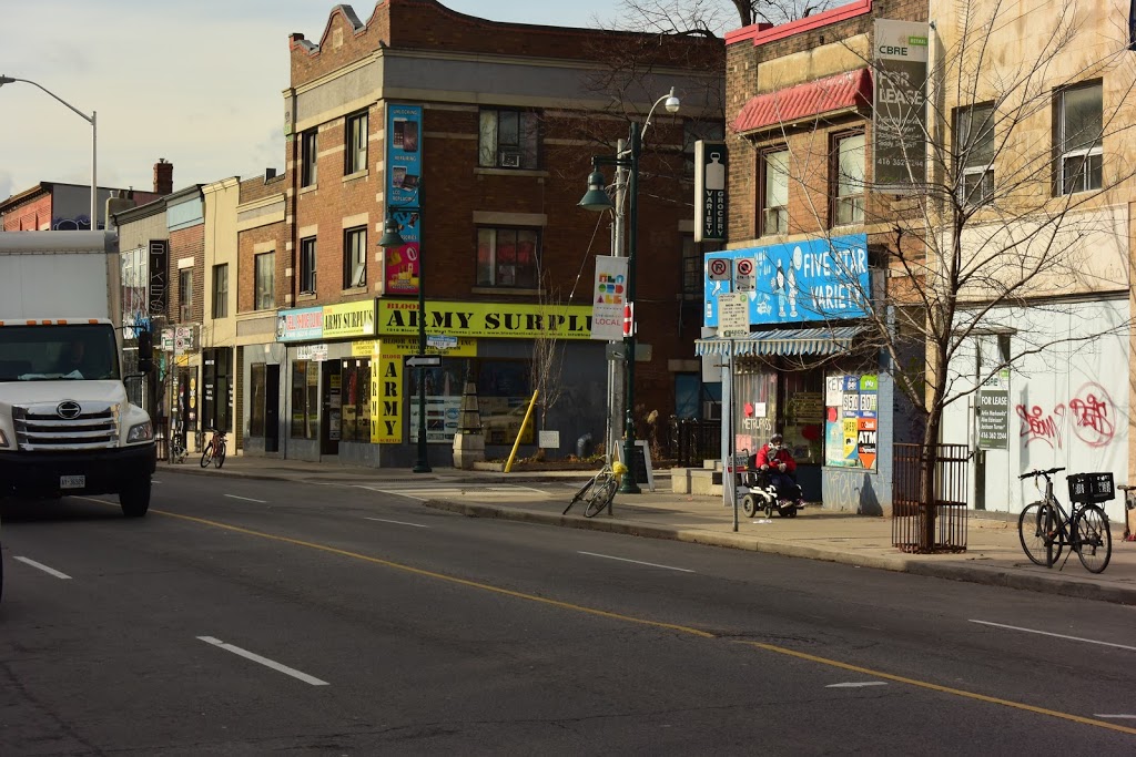 Cell Phone Clinic | 1212 A Bloor St W, Toronto, ON M6H 1N3, Canada | Phone: (416) 997-6162