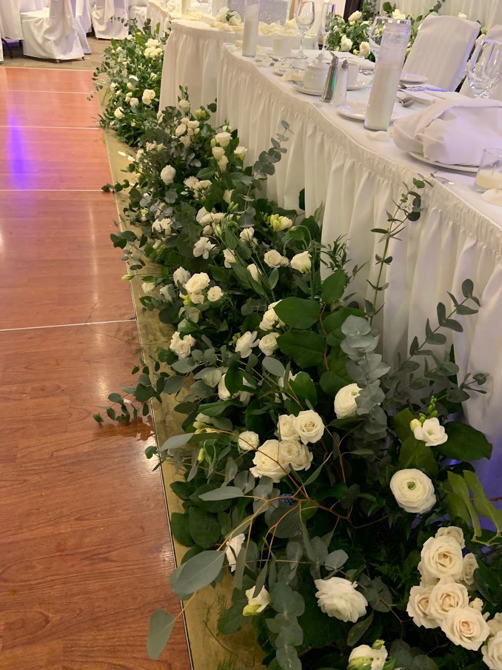 BBBlooms Floral Studio | 38 Academy St, St. Catharines, ON L2R 2M7, Canada | Phone: (905) 682-5525