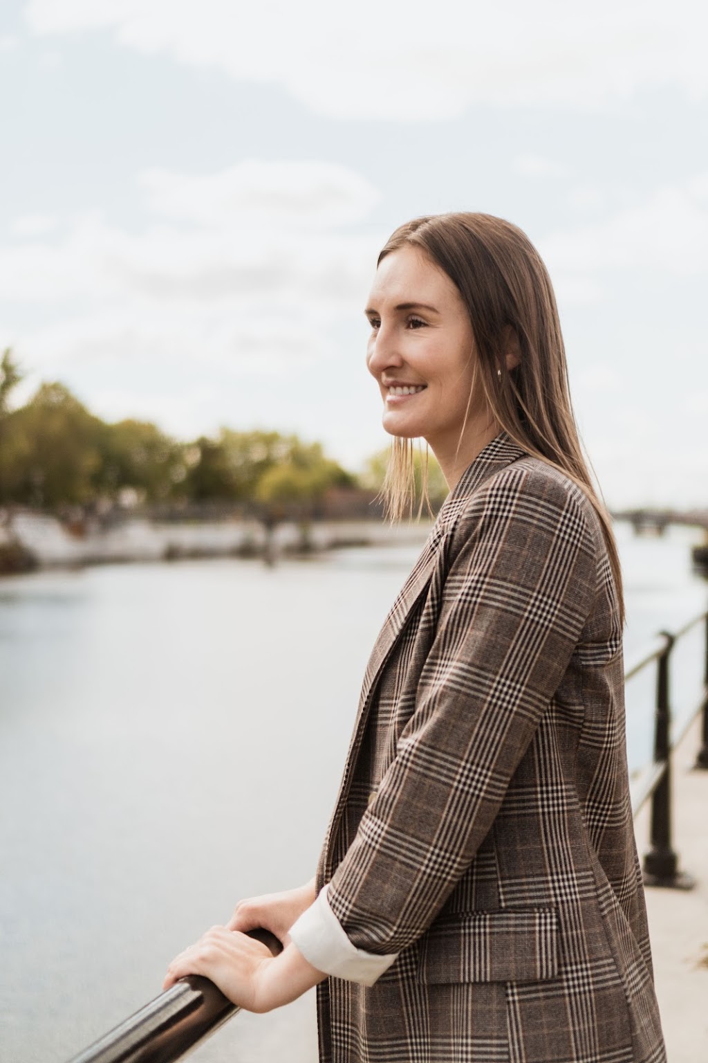 Sarah Stapleton - Courtier immobilier / Real Estate Broker | Ville Mont-Royal, 1257 Boul Laird, Montréal, QC H3P 2T1, Canada | Phone: (514) 772-5477