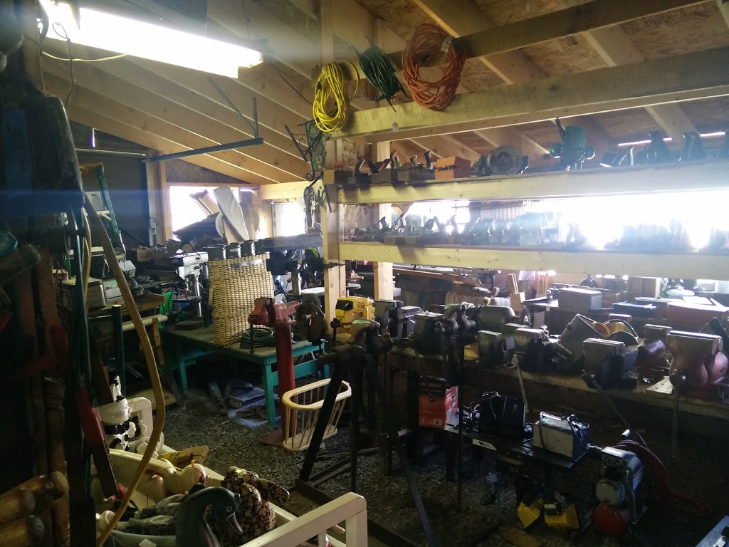Porkys Place | Prince Edward, ON K0K 1G0, Canada | Phone: (613) 393-5027