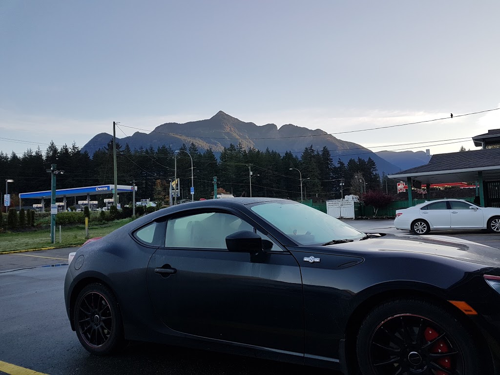 Royal Lodge Motel | 580 Old Hope Princeton Way, Hope, BC V0X 1L4, Canada | Phone: (604) 869-5358