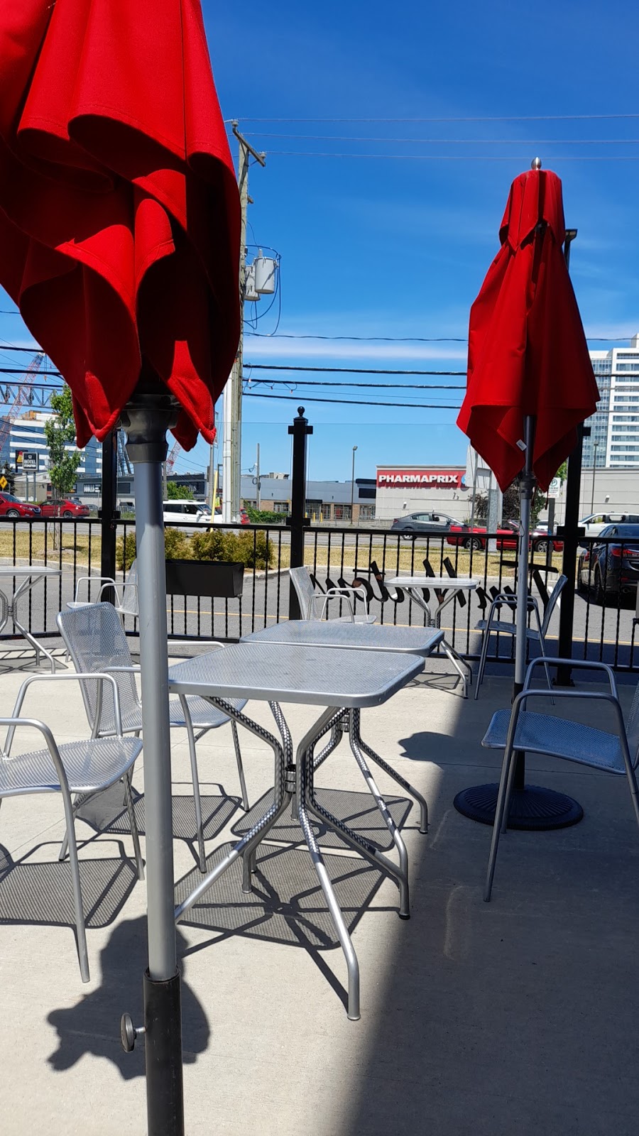 Tim Hortons | 3455 Bd Laframboise, Saint-Hyacinthe, QC J2S 4Z8, Canada | Phone: (450) 774-8390