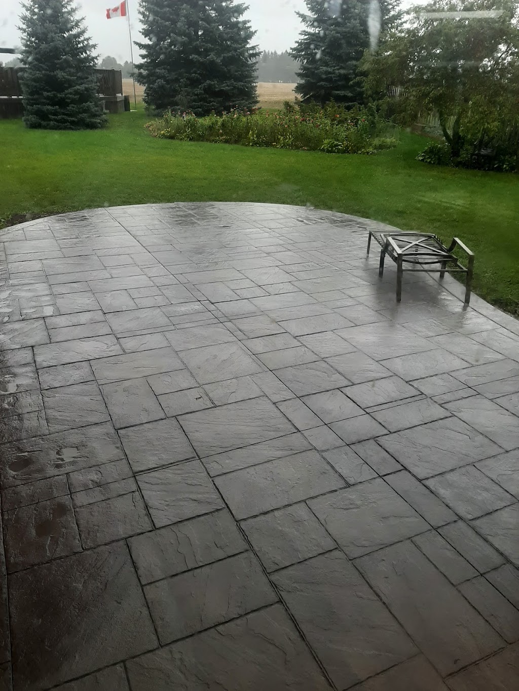 Entwistle Concrete and Landscape | 121 King St, Tavistock, ON N0B 2R0, Canada | Phone: (519) 501-5260