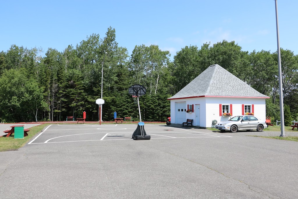 Camping Municipal De Trois Pistoles | 100 Rue du Chanoine-Côté, Trois-Pistoles, QC G0L 4K0, Canada | Phone: (418) 851-4515