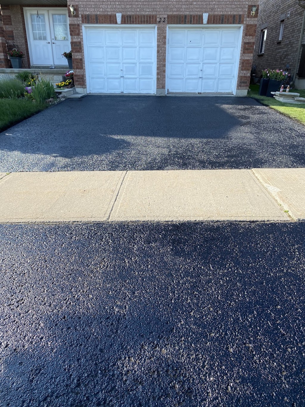 JM Property Maintenance and Landscaping | 209 Cherry Ct, Barrie, ON L4N 4A5, Canada | Phone: (705) 817-4410