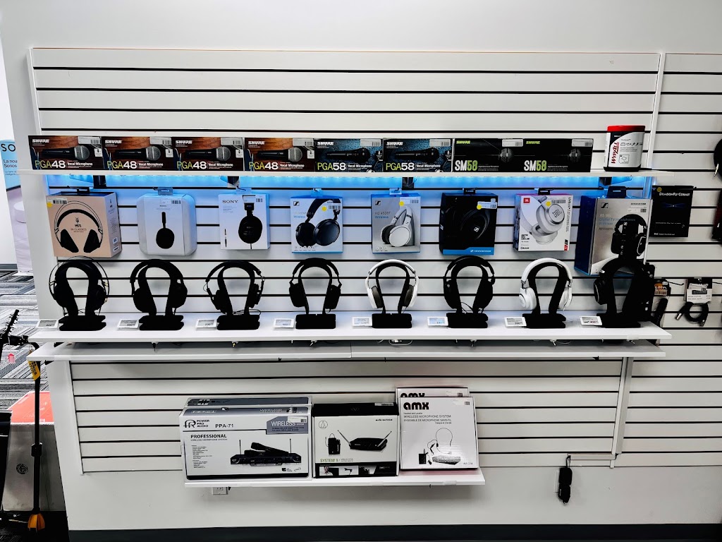 Sonxplus Alma | Lac St-Jean | 1710 Av. du Pont S, Alma, QC G8B 6N4, Canada | Phone: (418) 669-0999