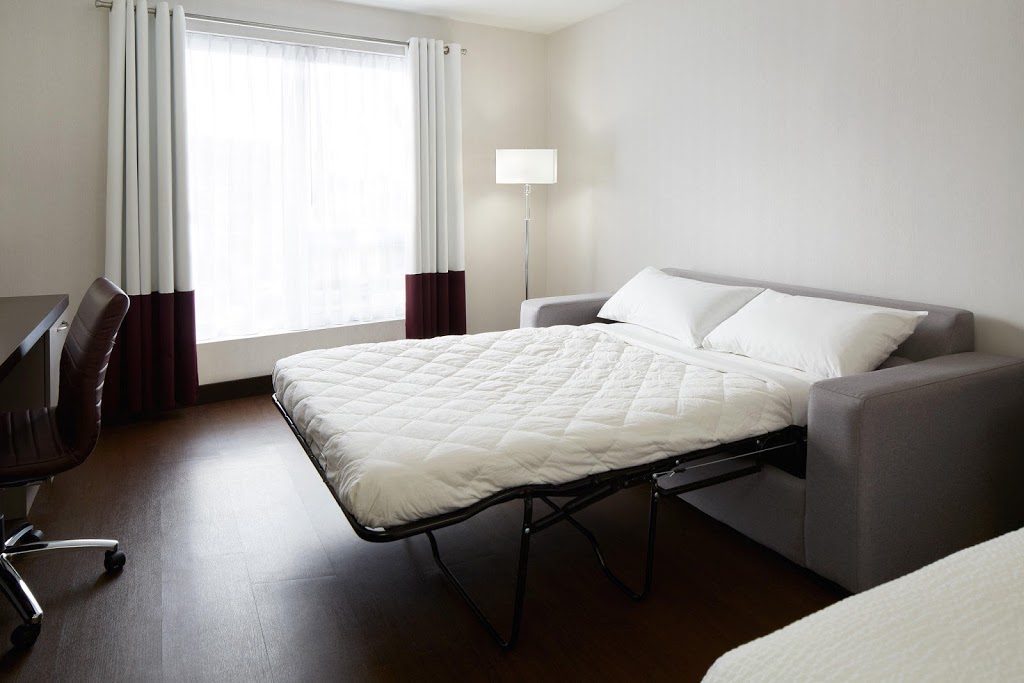 Four Points by Sheraton Lévis Convention Centre | 5800 Rue J.-B.- Michaud, Lévis, QC G6V 0B3, Canada | Phone: (418) 838-0025