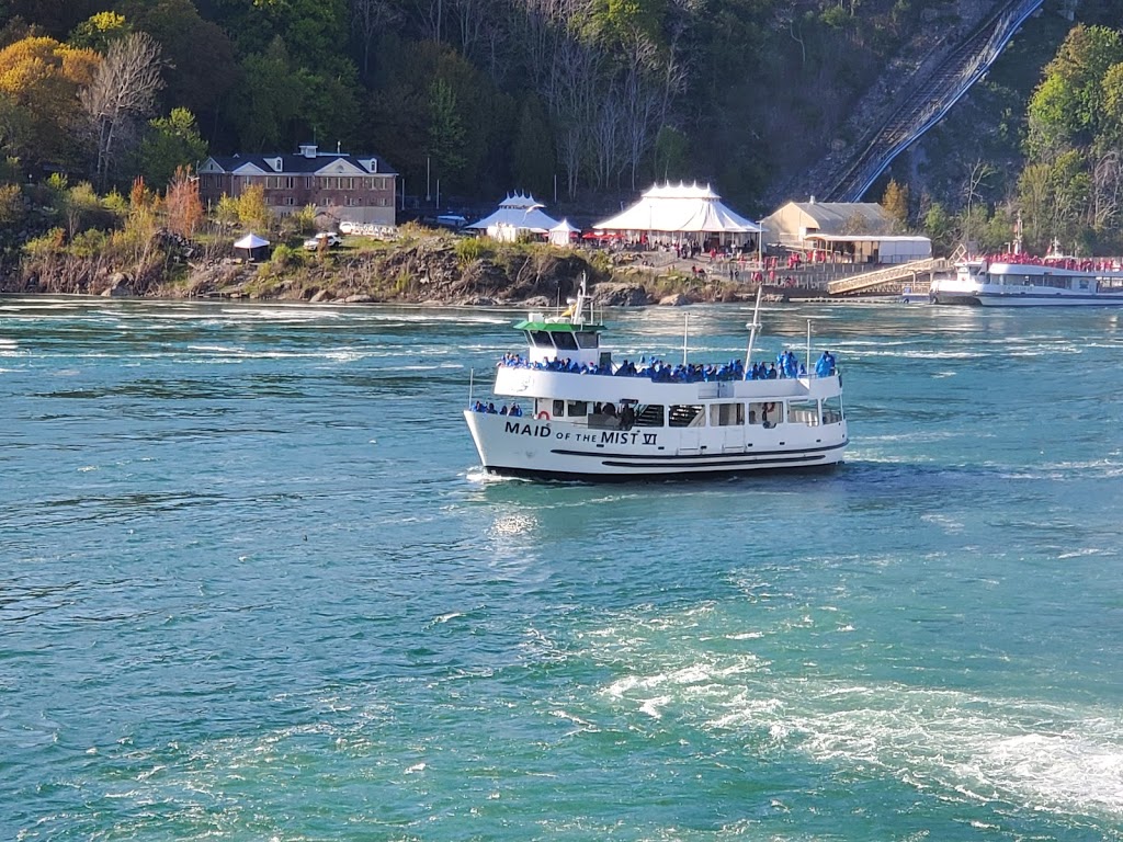 Maid of the Mist Boat Tour | 1 Prospect St, Niagara Falls, NY 14303, USA | Phone: (716) 284-8897