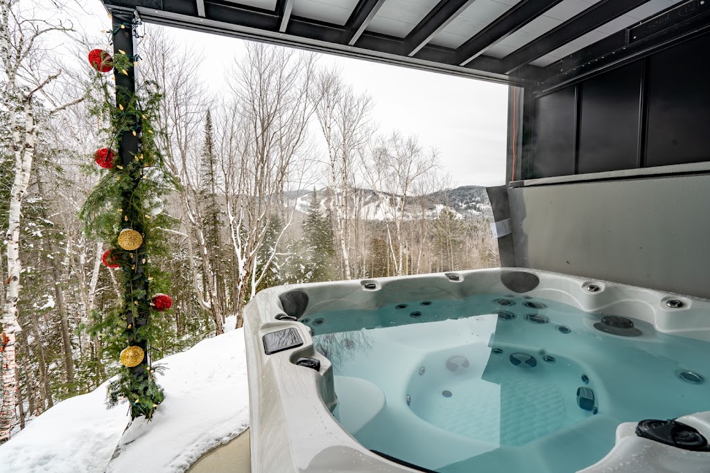 Chalet Le Scandinnove | 170 Chem. du Qur du Cerf, Saint-Côme, QC J0K 2B0, Canada | Phone: (514) 218-7403