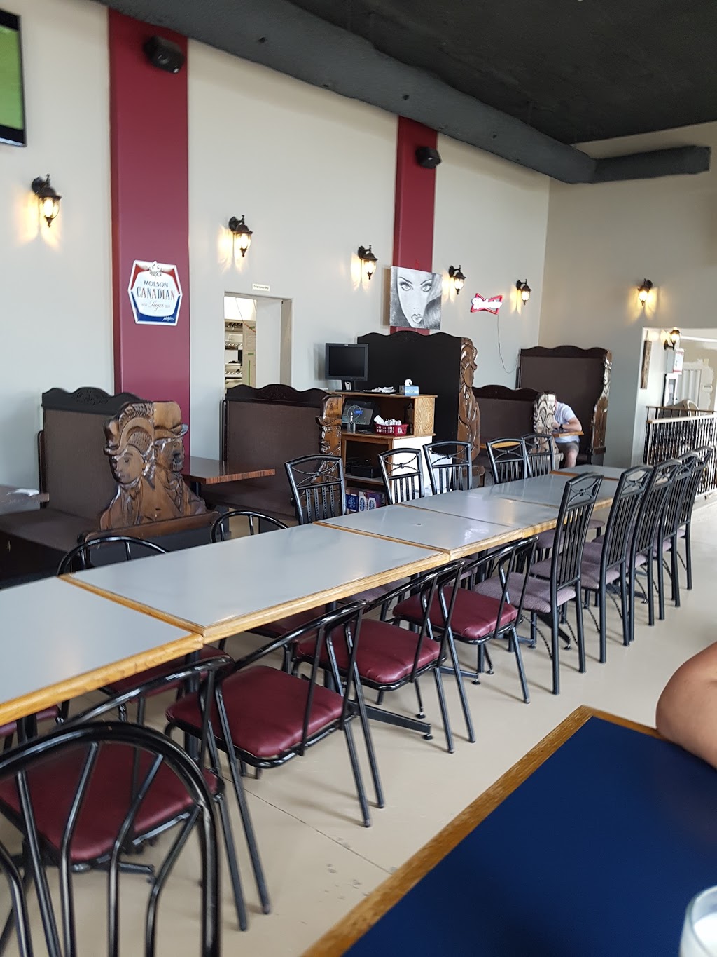South Side Louies | 201 Main St, Port Dover, ON N0A 1N0, Canada | Phone: (519) 583-0920