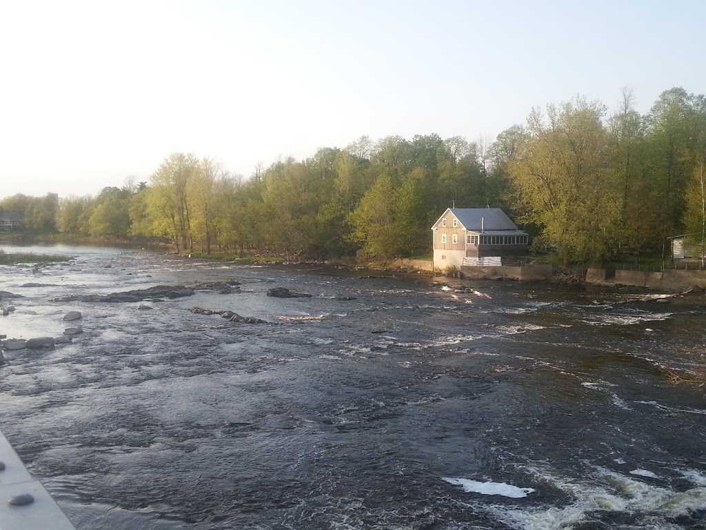 LAumoniere | 1334 Rang DEmileville, Saint-Pie, QC J0H 1W0, Canada | Phone: (450) 772-6431