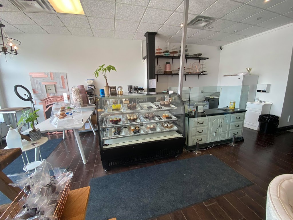 Crumb Coat Bake Shoppe | 1398 Gordon St Unit 5, Guelph, ON N1L 1C8, Canada | Phone: (647) 824-2483