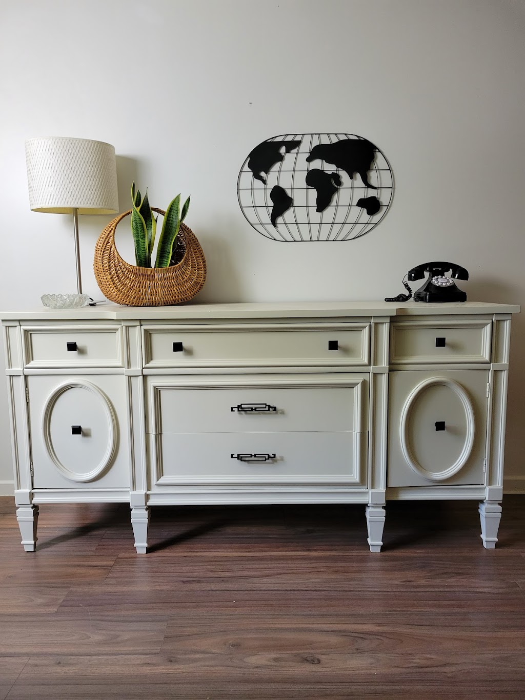 Preloved 2 Beloved Furniture Redesigns | 370 Montfort St, Vanier, ON K1L 5N1, Canada | Phone: (613) 299-2264