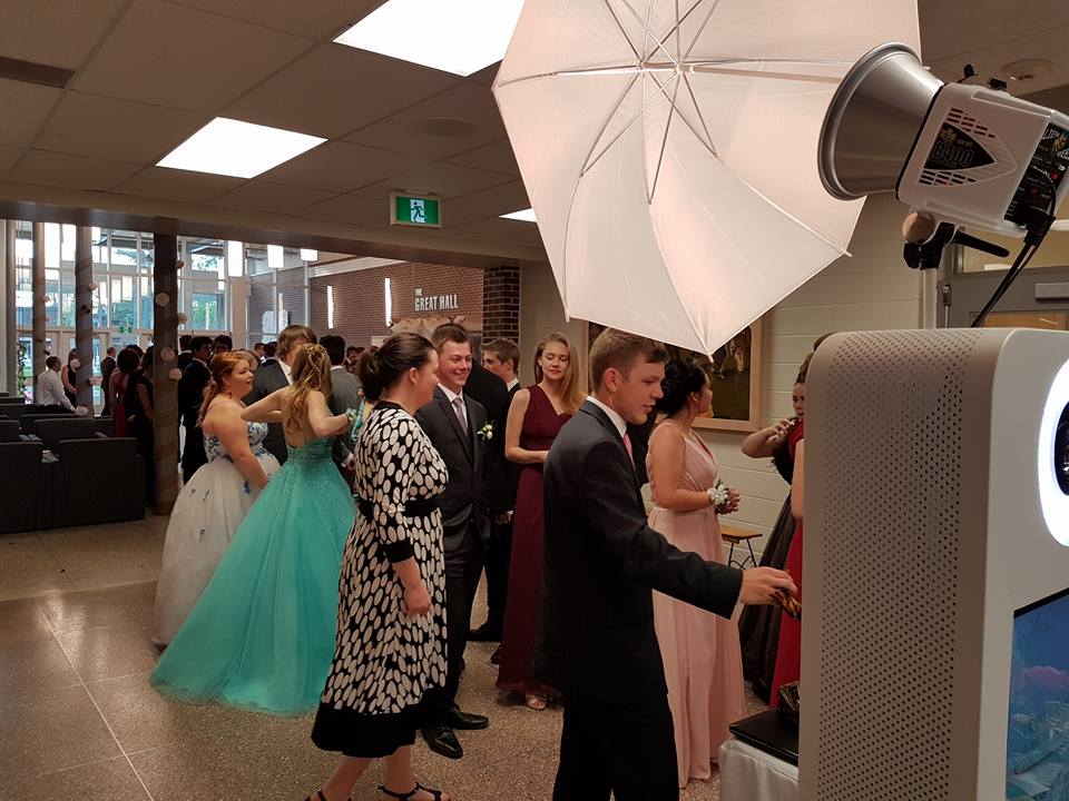 StarStruck Party Photo Booth | 453 Brimley Rd S, Grafton, ON K0K 2G0, Canada | Phone: (905) 376-6006